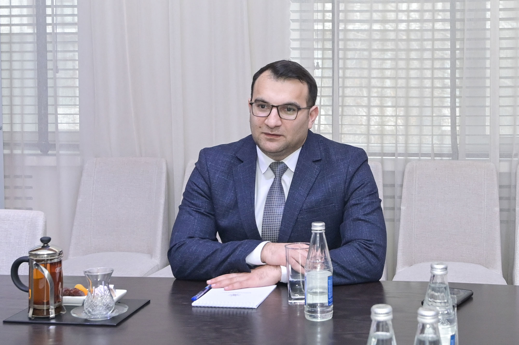 Emin Əmrullayev “Yüksəliş” müsabiqəsinin qalibləri ilə görüşüb