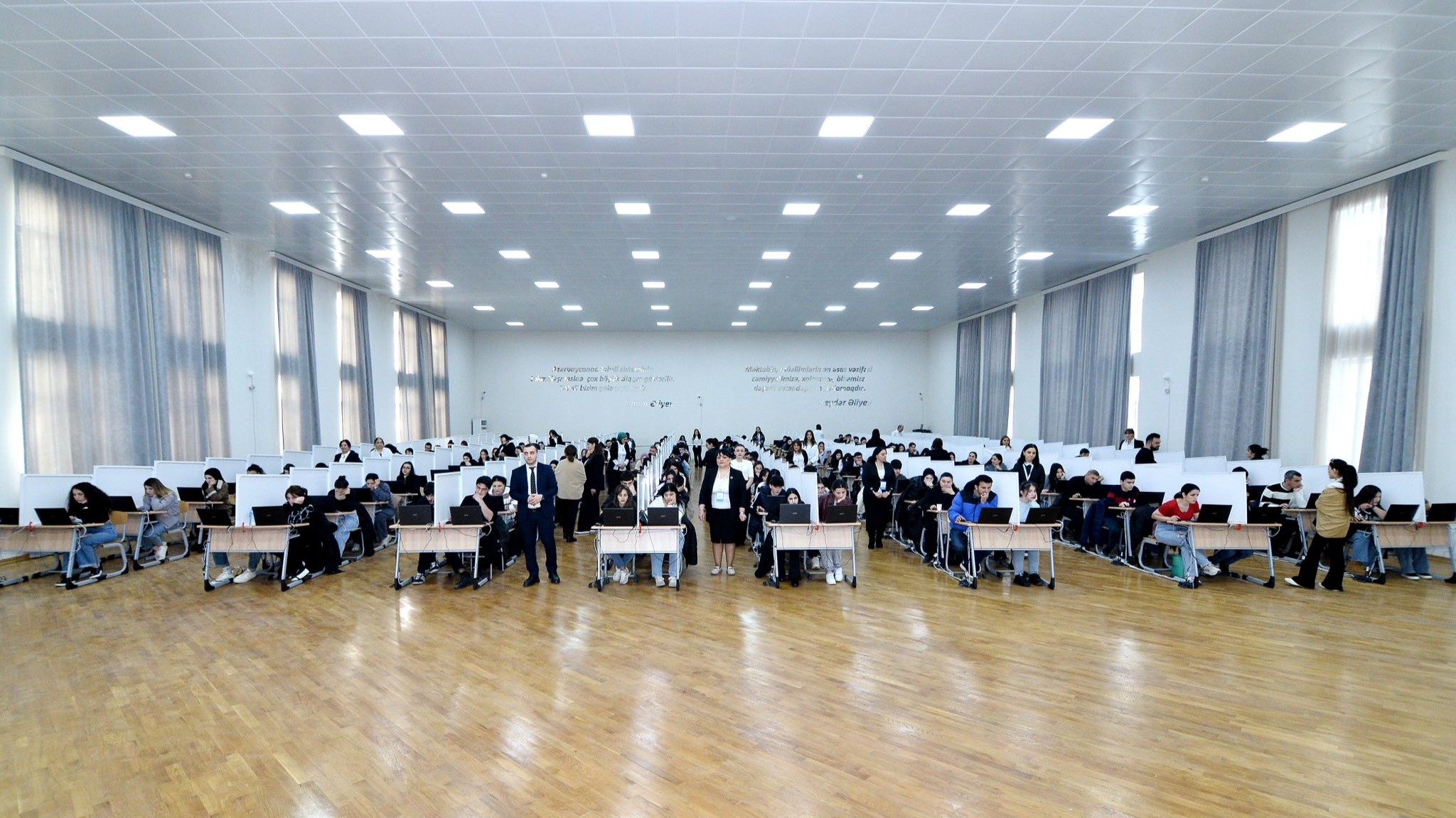 Eksternat imtahanlarında uğur qazananların sayı açıqlanıb