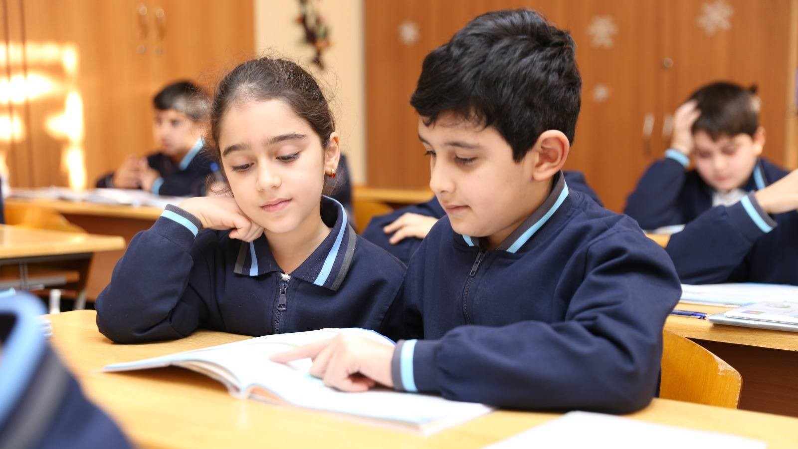 Məktəblilər üçün iqtisadiyyat müsabiqəsinə qeydiyyat başlayıb