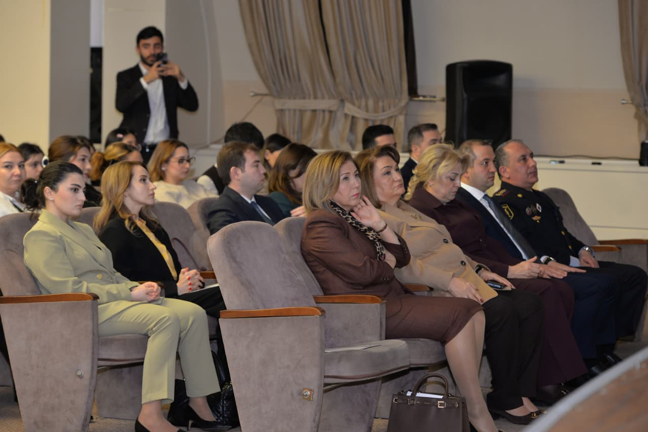 “Hüquqlarınla parla!” layihəsinin bağlanış tədbiri keçirilib