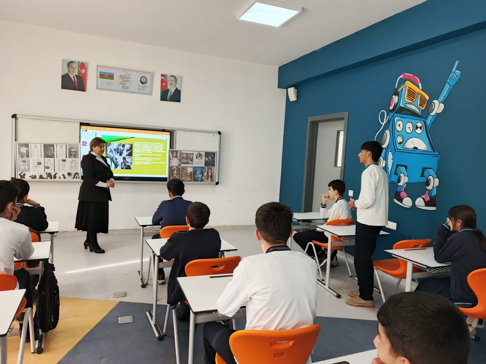 Cəbrayıl məktəbində bir dərs günü