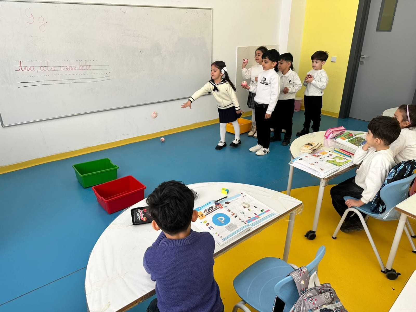 Cəbrayıl məktəbində bir dərs günü