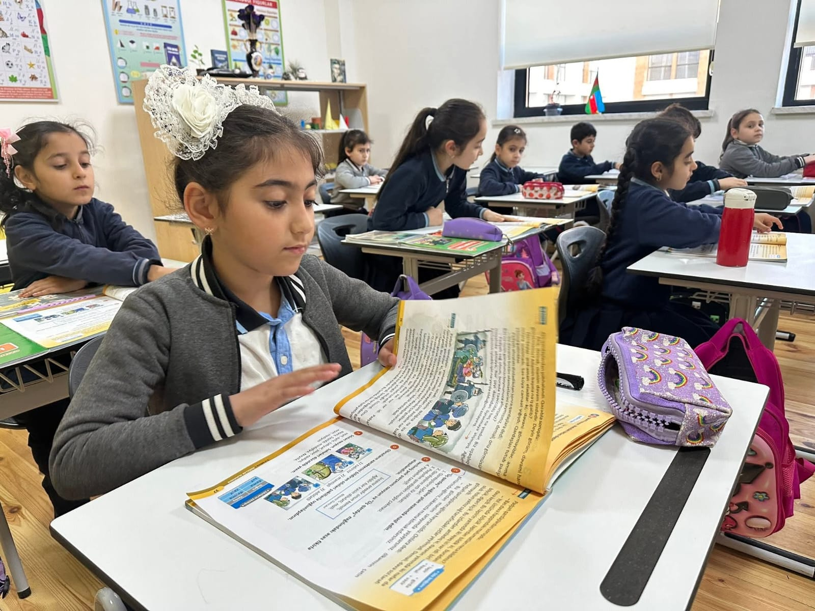 Cəbrayıl məktəbində bir dərs günü