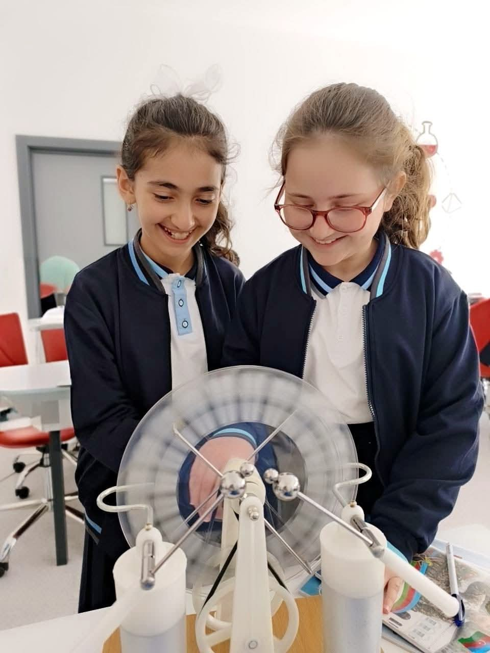 Cəbrayıl məktəbində bir dərs günü