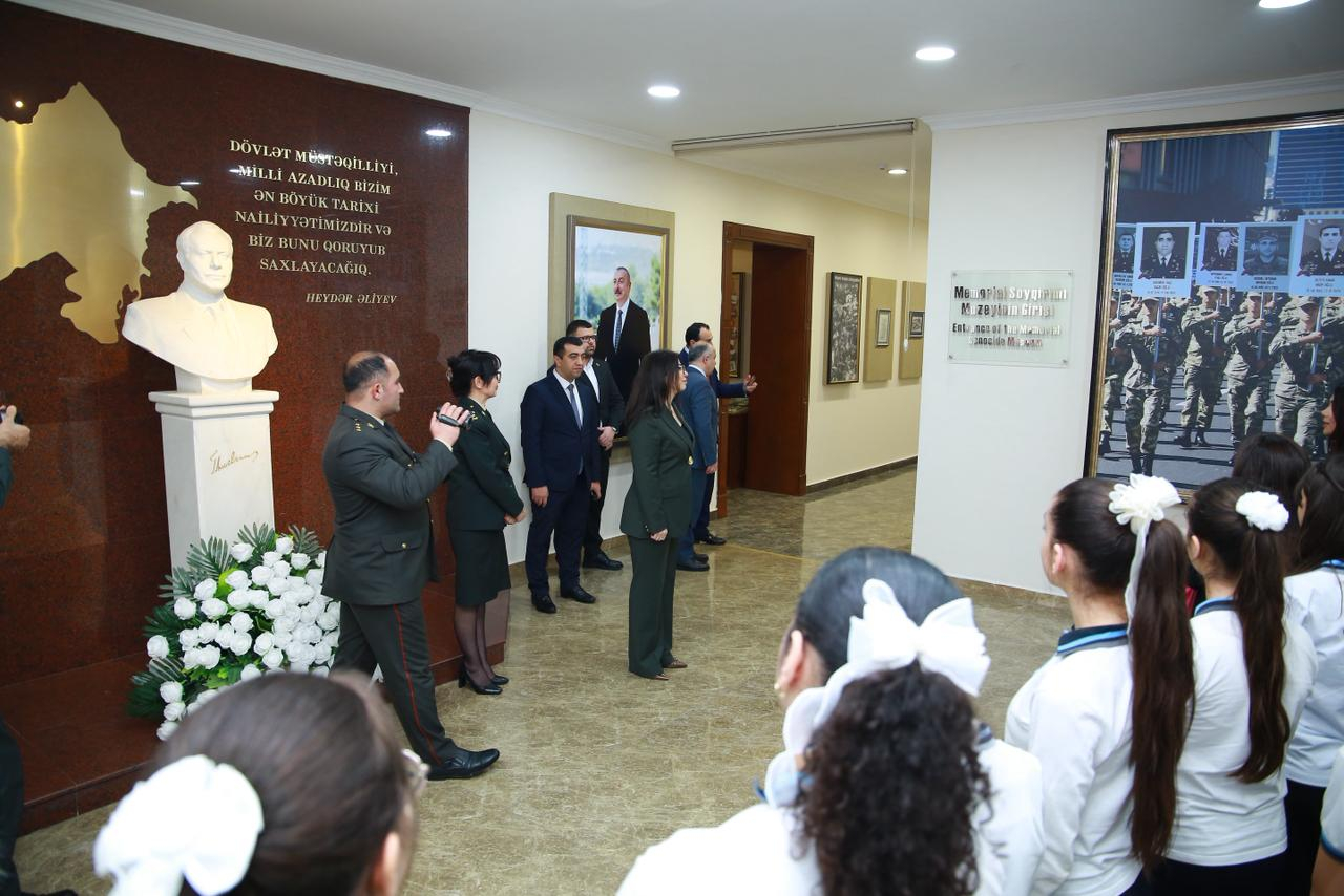 Sumqayıt məktəbliləri Memorial Soyqırımı Muzeyini ziyarət ediblər