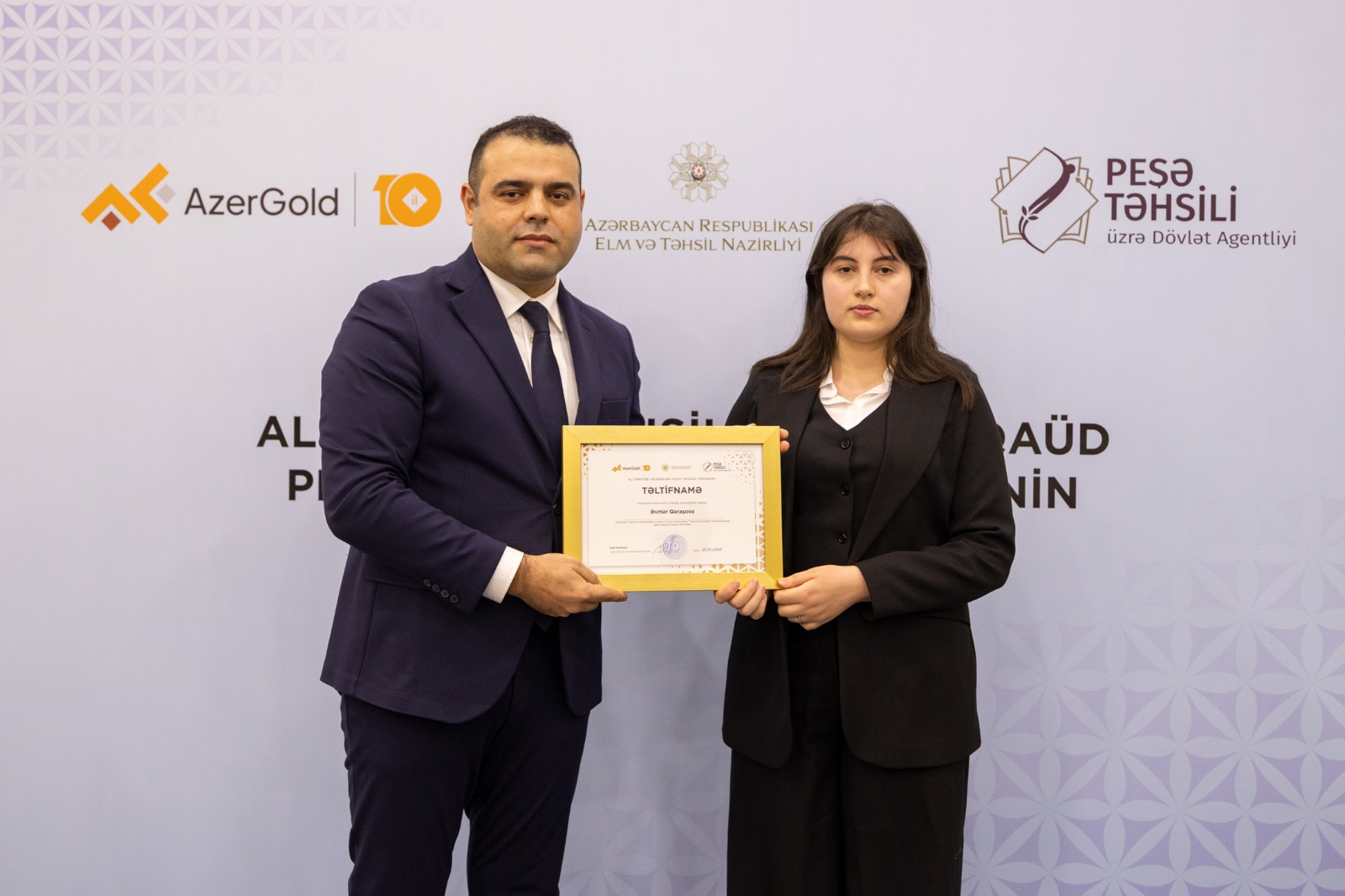 “AzerGold”un V Təqaüd Proqramının qalibləri mükafatlandırılıb