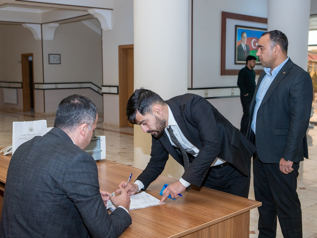 Məktəblərdə hərbi rəhbərin işə qəbulu üçün test imtahanı keçirilib 