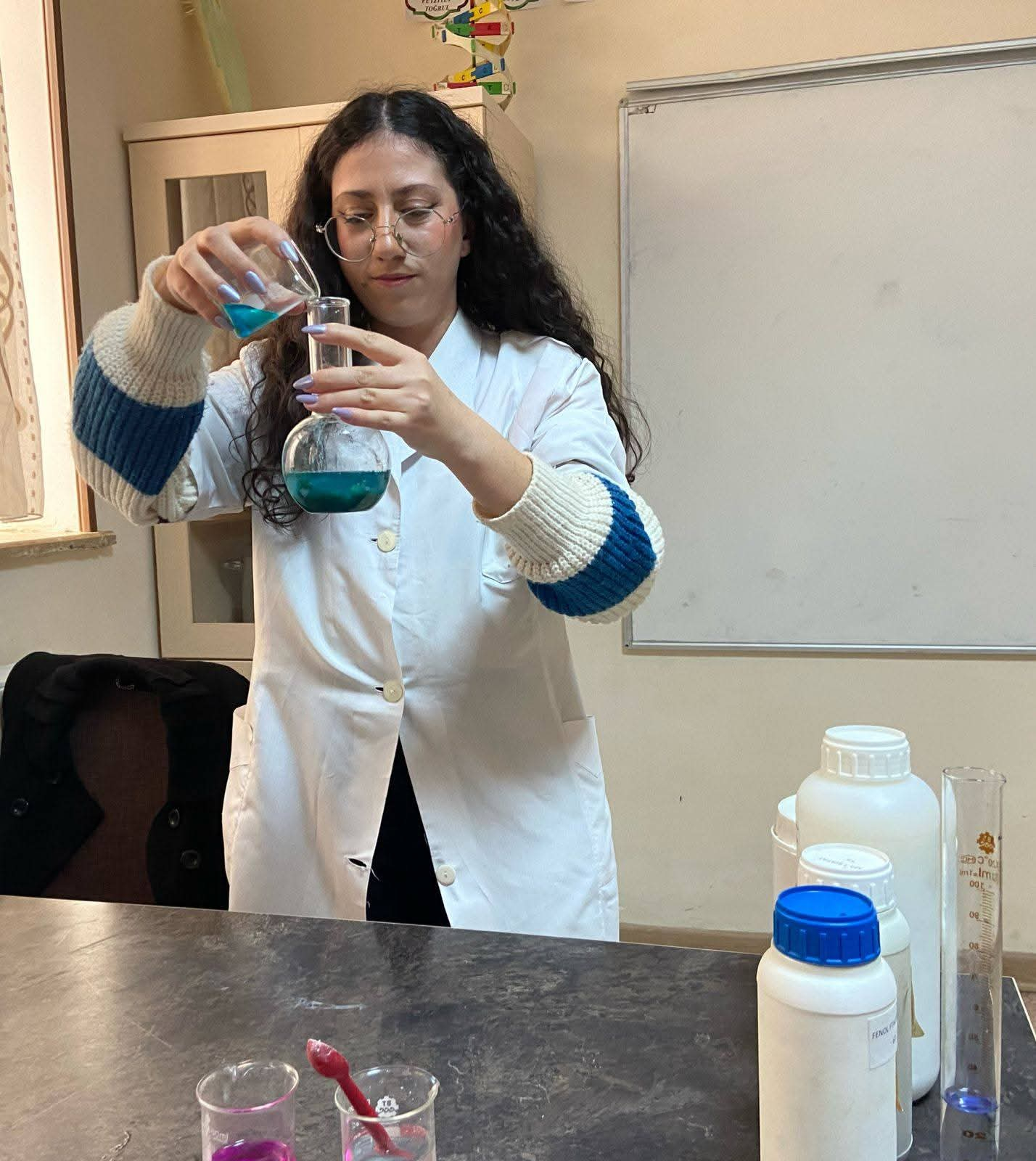 Qarlı yolların işığında: Ərəfsədə təhsilin isti nəfəsi