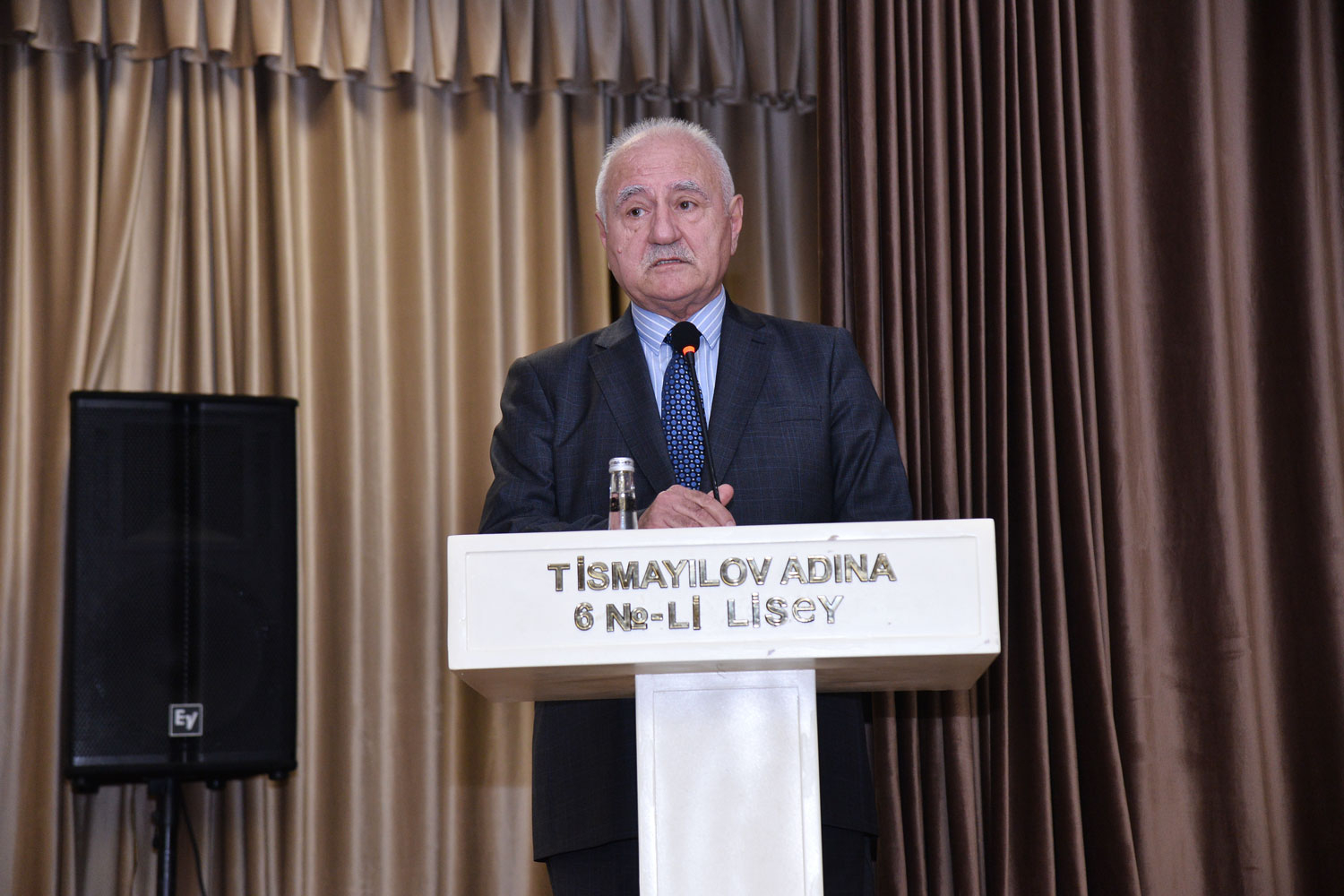 Yaradıcı müəllimlər təltif olunub