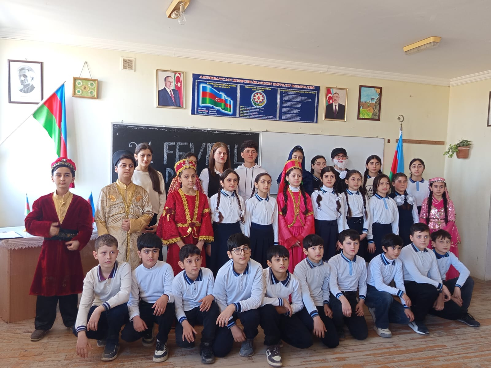 Məktəblərdə Beynəlxalq Ana Dili Günü qeyd olunub