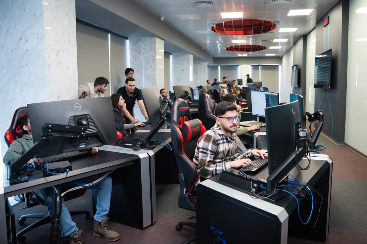 Azərbaycanı Şanxayda təmsil edəcək kibertəhlükəsizlik komandalarının final seçimi baş tutub