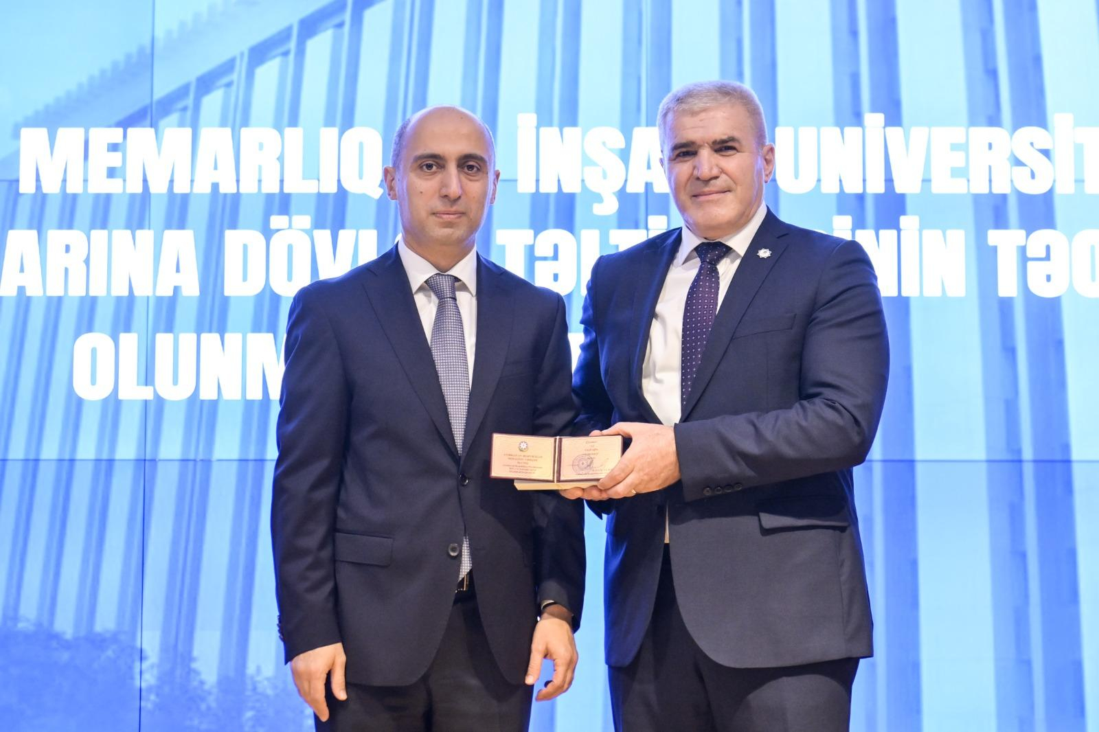 AzMİU-nun əməkdaşlarına  dövlət mükafatları təqdim olunub