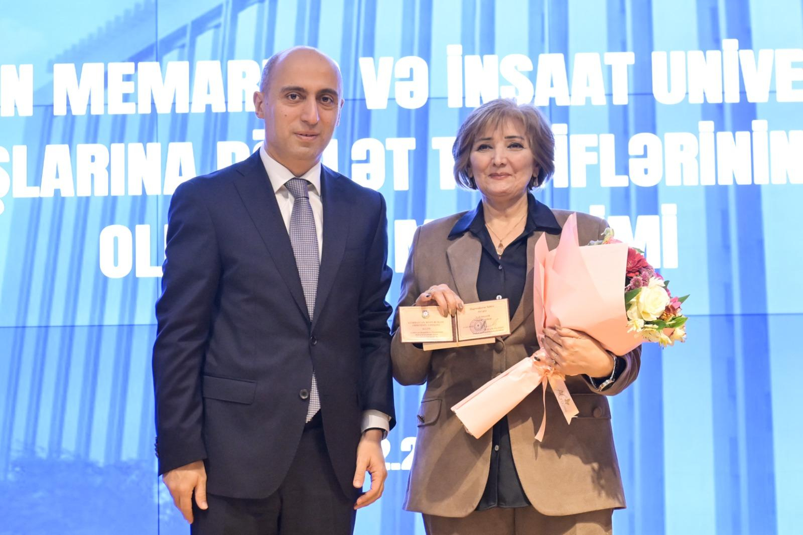 AzMİU-nun əməkdaşlarına  dövlət mükafatları təqdim olunub