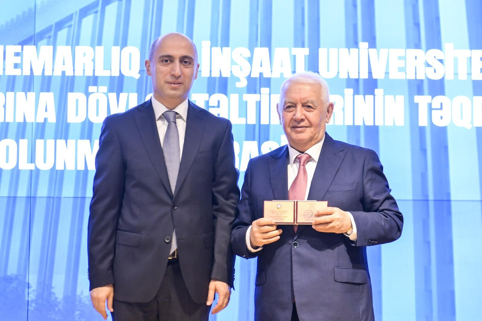 AzMİU-nun əməkdaşlarına  dövlət mükafatları təqdim olunub