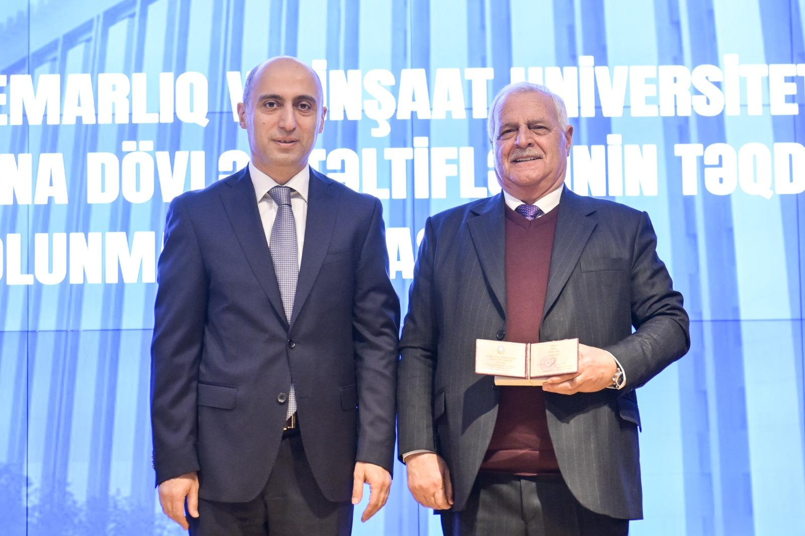 AzMİU-nun əməkdaşlarına  dövlət mükafatları təqdim olunub