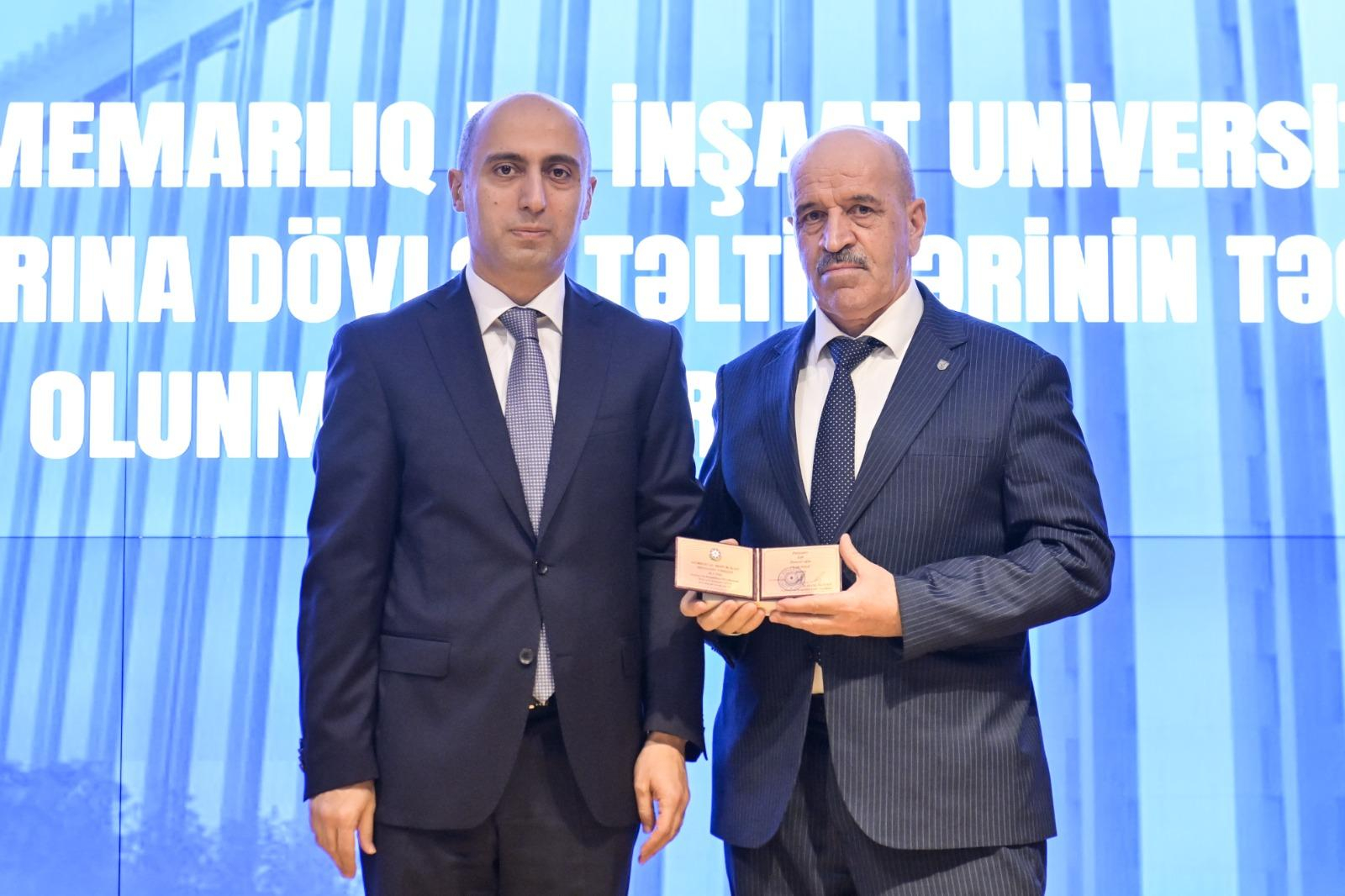 AzMİU-nun əməkdaşlarına  dövlət mükafatları təqdim olunub