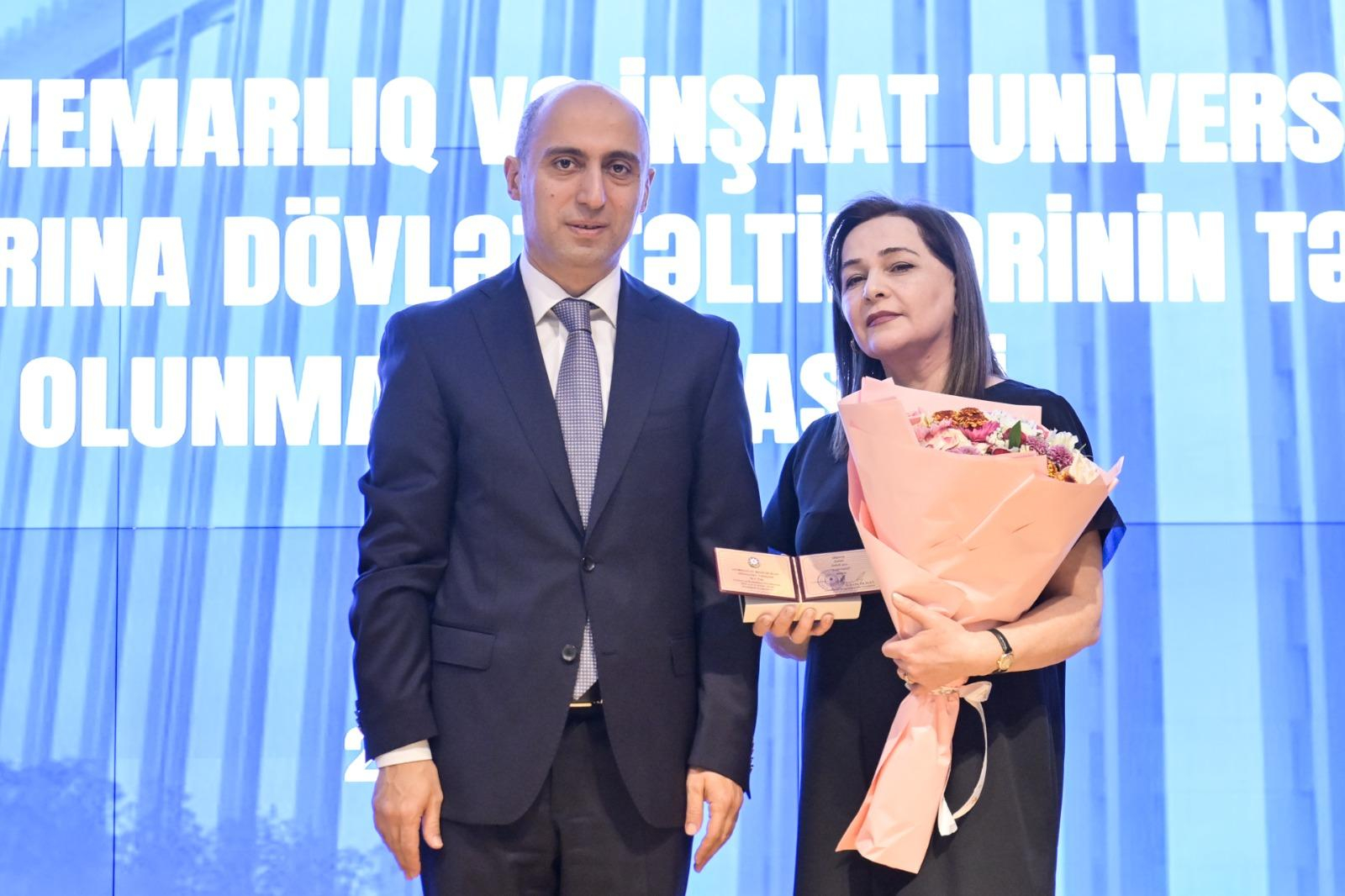 AzMİU-nun əməkdaşlarına  dövlət mükafatları təqdim olunub