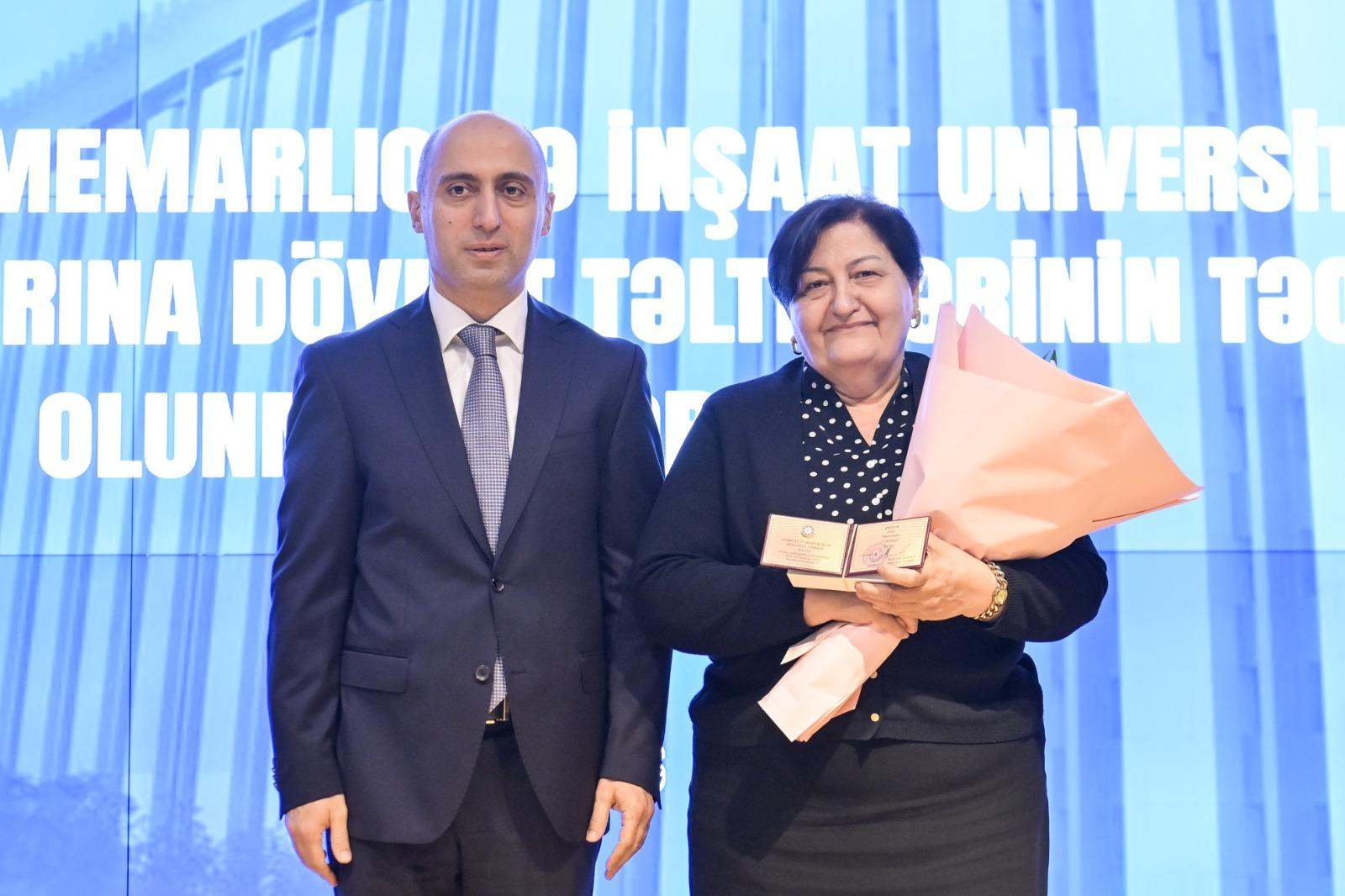 AzMİU-nun əməkdaşlarına  dövlət mükafatları təqdim olunub