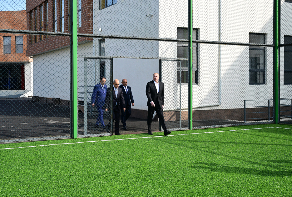 Prezident İlham Əliyev Lənkəran Dövlət Peşə Təhsil Mərkəzinin açılışında iştirak edib