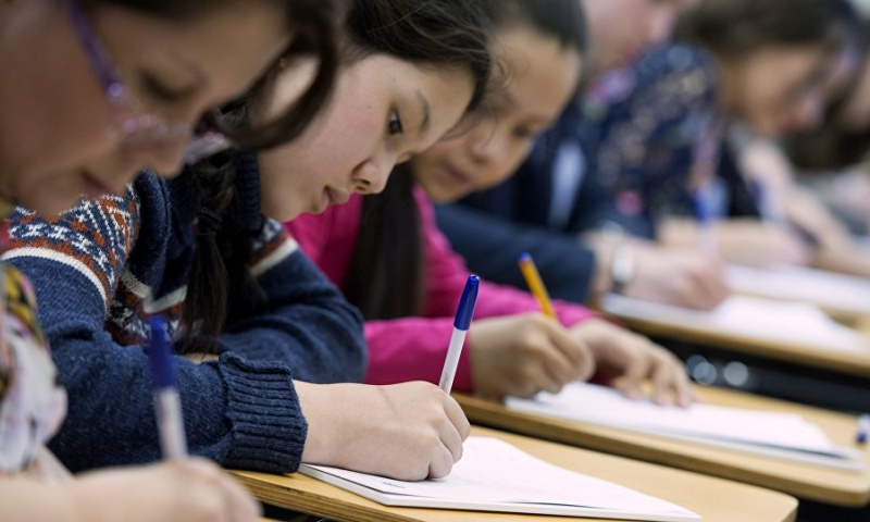 Qazaxıstanda universitetlərə qəbul üçün yeni imtahan modeli hazırlanır