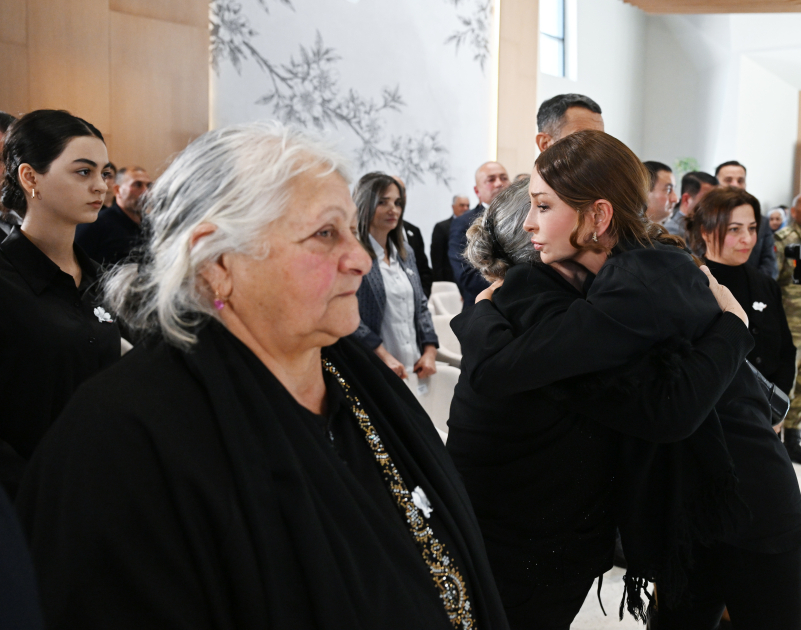 Prezident İlham Əliyev Xocalı Soyqırımı Memorialının açılışında iştirak edib