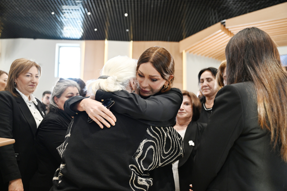 Prezident İlham Əliyev Xocalı Soyqırımı Memorialının açılışında iştirak edib