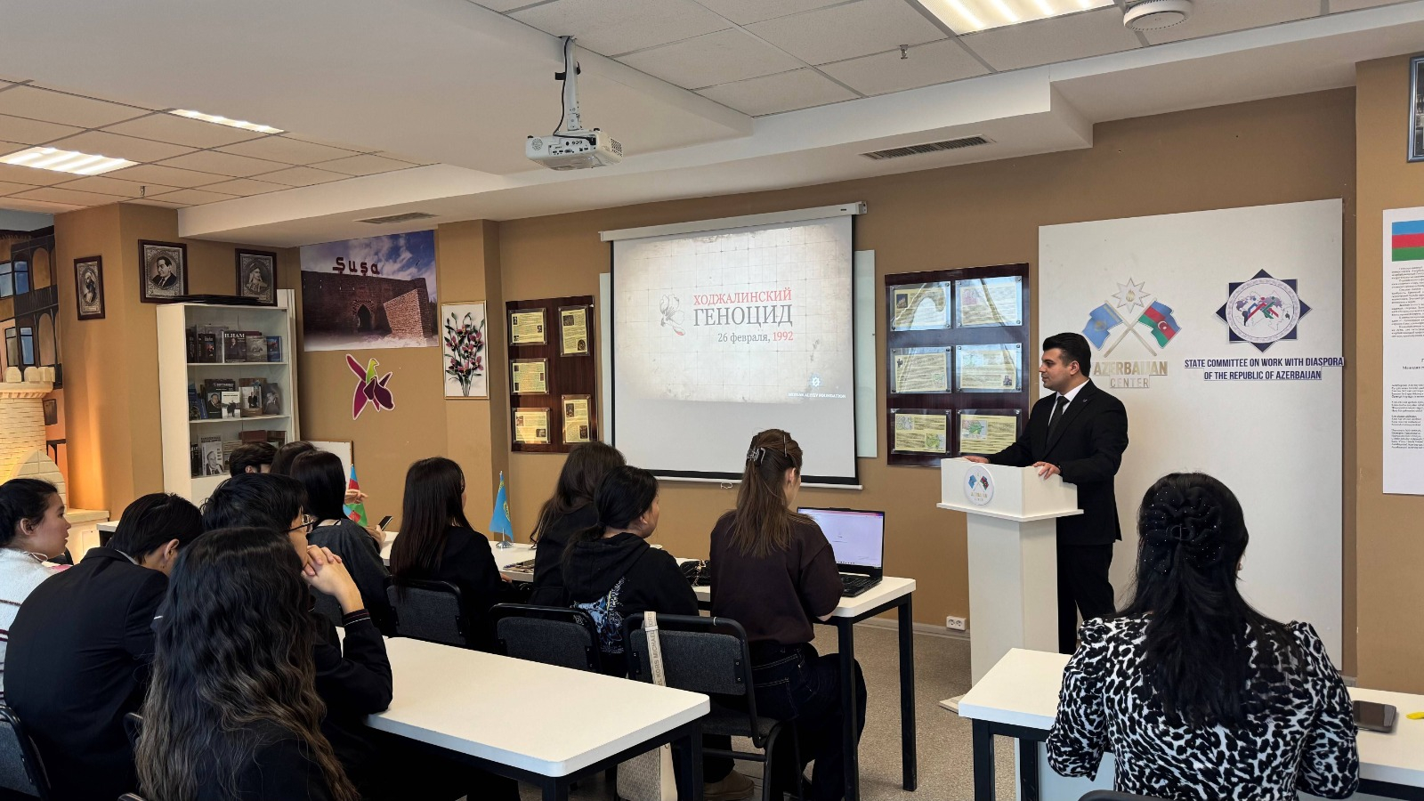 Aktau universitetində Xocalı həqiqətlərindən danışılıb