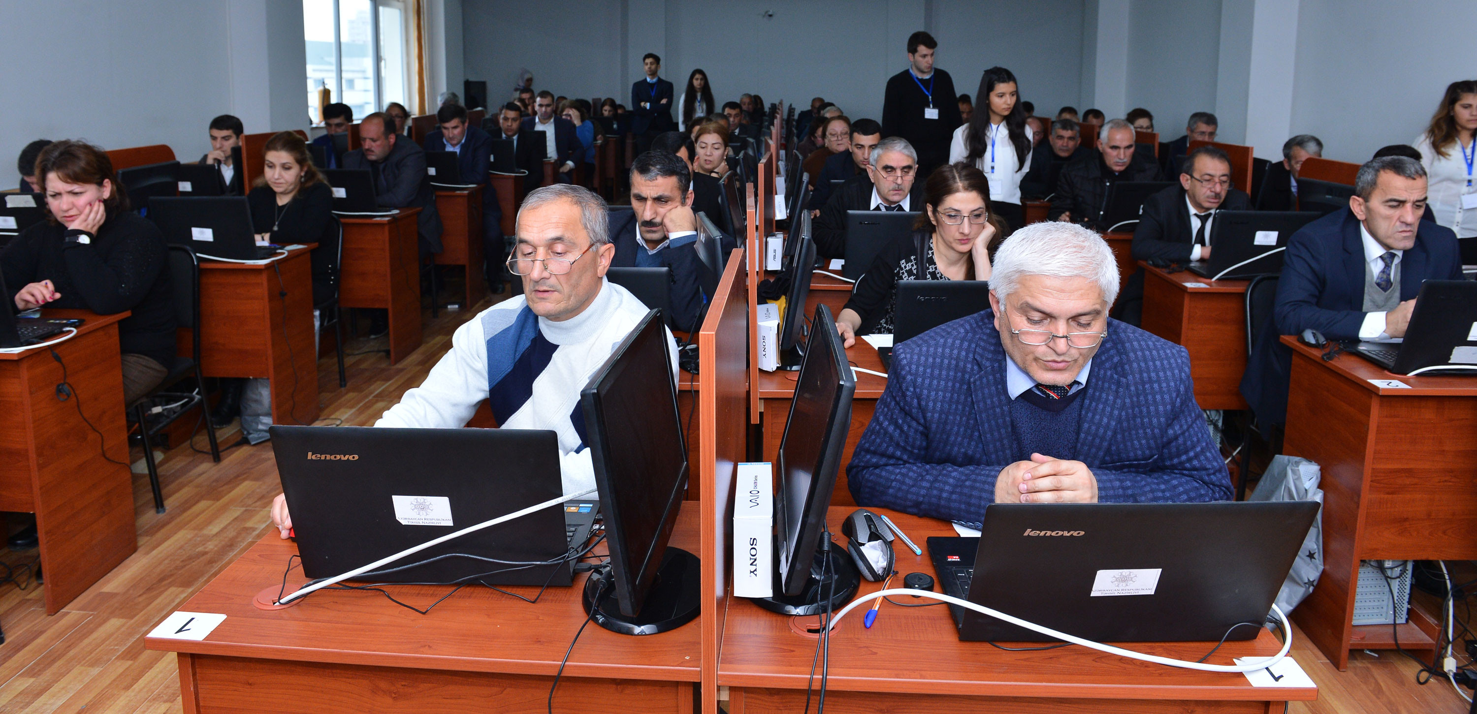 Naxçıvanda məktəb rəhbərləri və tədris köməkçi heyət ikinci dəfə sertifikatlaşdırmaya cəlb olunacaq