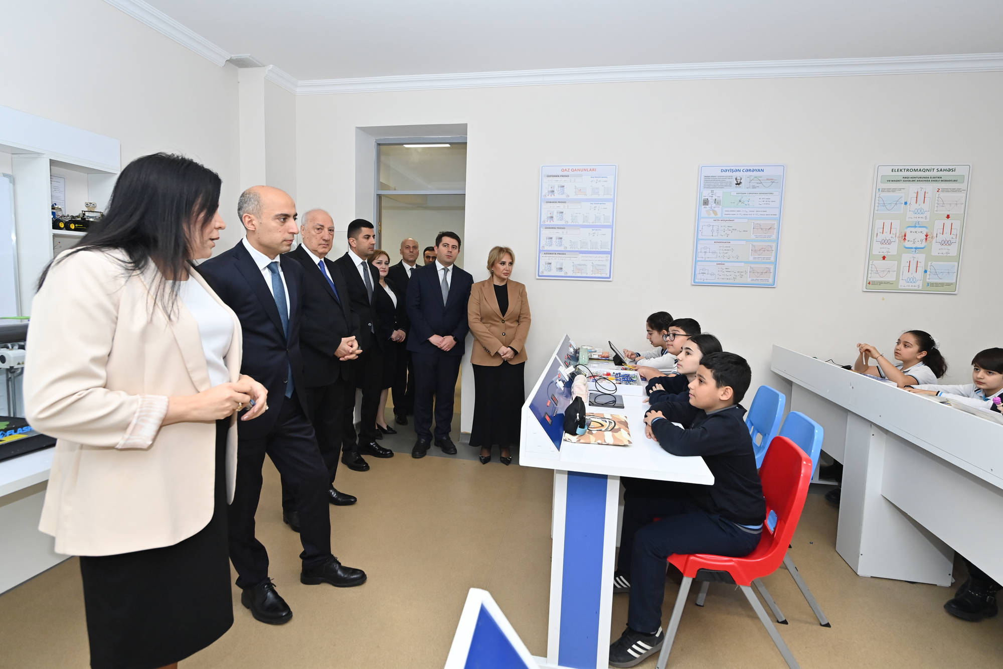 Elm və təhsil naziri Sumqayıtda təhsil müəssisəsində olub