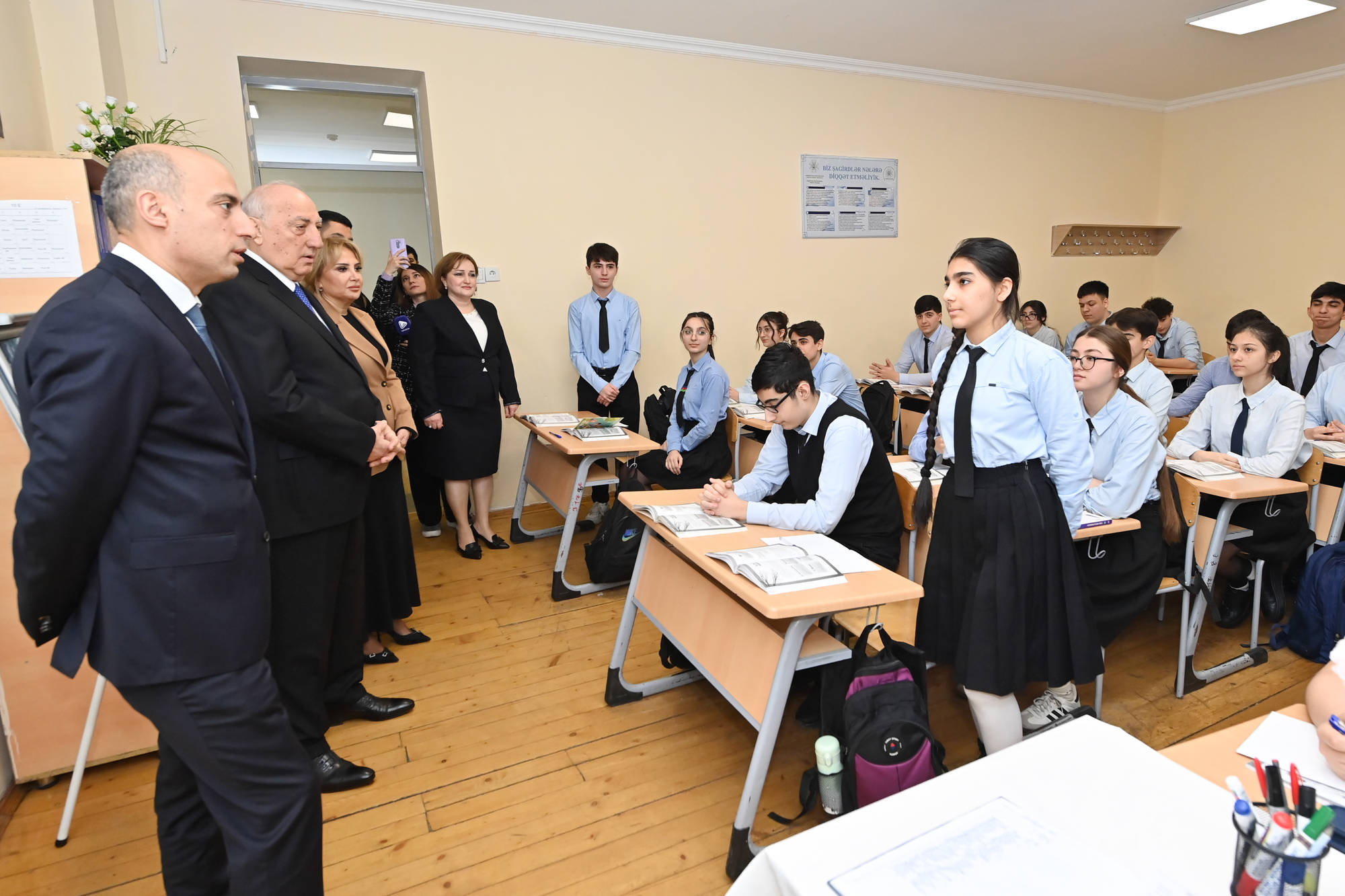 Elm və təhsil naziri Sumqayıtda təhsil müəssisəsində olub