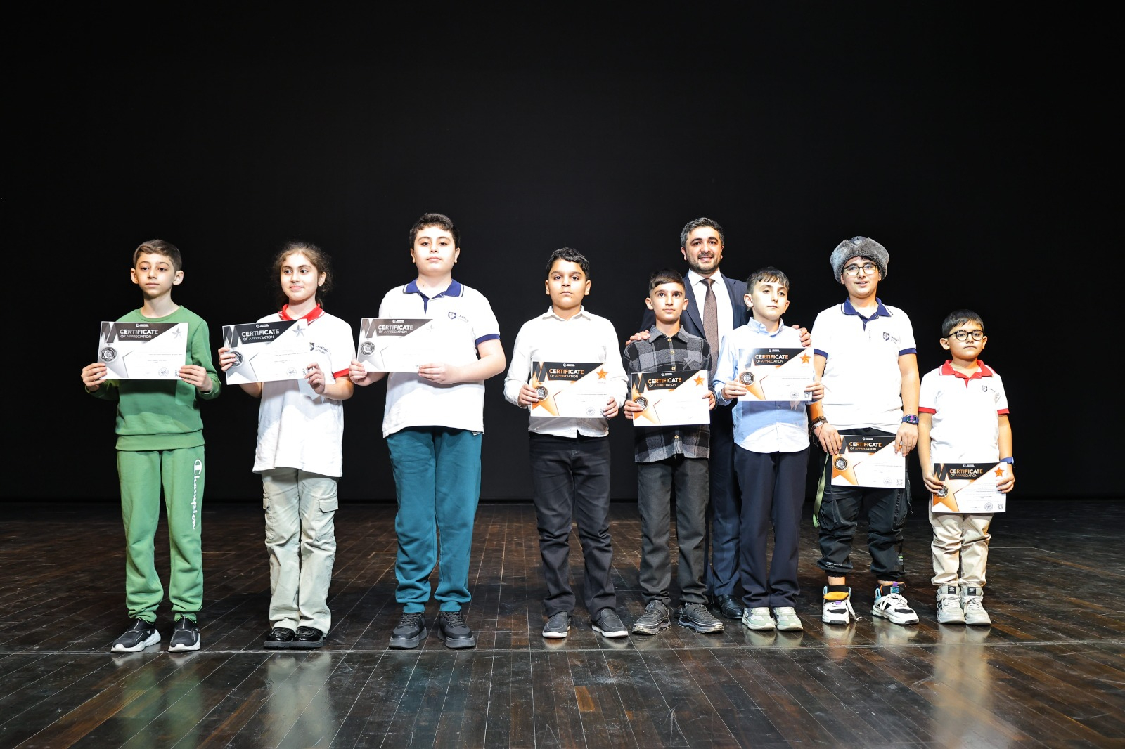 Beynəlxalq Fənn Olimpiadaları və müsabiqələrinin mükafatlandırma mərasimi keçirilib