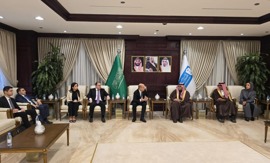 Elm və təhsil naziri Kral Səud Universitetini ziyarət edib