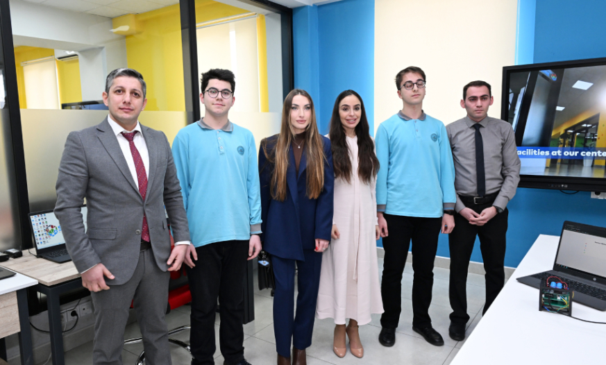 Leyla Əliyeva və Alena Əliyeva Gəncədə STEAM mərkəzində və 37 nömrəli tam orta məktəbdə olublar