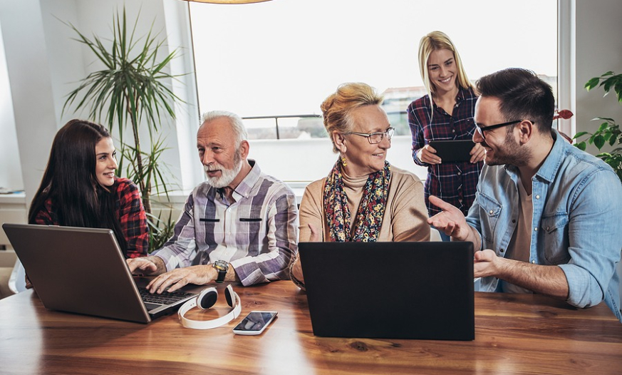  Ömürboyu təhsilə investisiya: