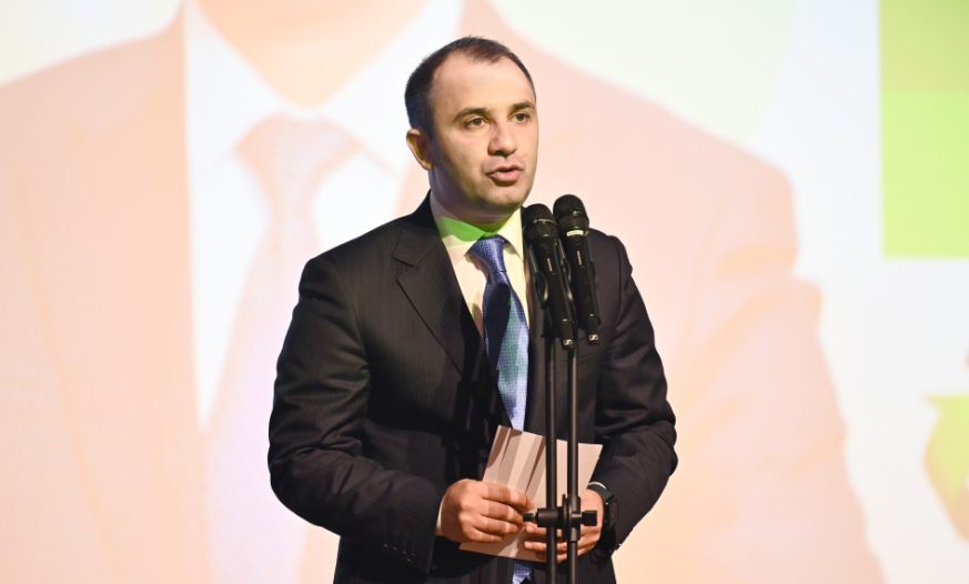 Kənan Kərimzadə: Şəraitsiz məktəblərimizin sayı 400-ə enib