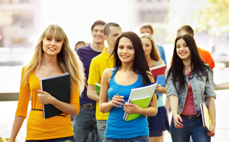 Naxçıvanda təhsil işçilərinin 70%-i qadındır 