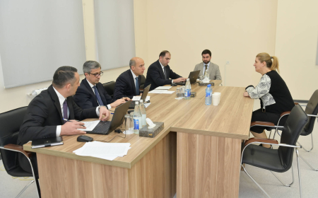 Elm və təhsil naziri Şuşada vətəndaşları qəbul edib