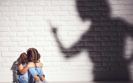 Tərbiyə məqsədilə uşağa qarşı zorakılıq edənlər cərimələnəcəklər 