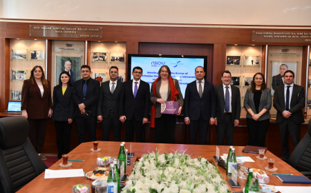 Strasburq Universitetinin prezidenti ADNSU-nun tədris və elmi-tədqiqat mühitini yüksək qiymətləndirib