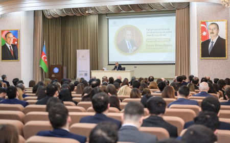 Emin Əmrullayev təhsil idarəçiliyi və liderlik üzrə təcrübəsini bölüşüb