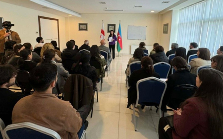 Gürcüstanda azərbaycandilli məktəblərin fəaliyyəti müzakirə edilib 