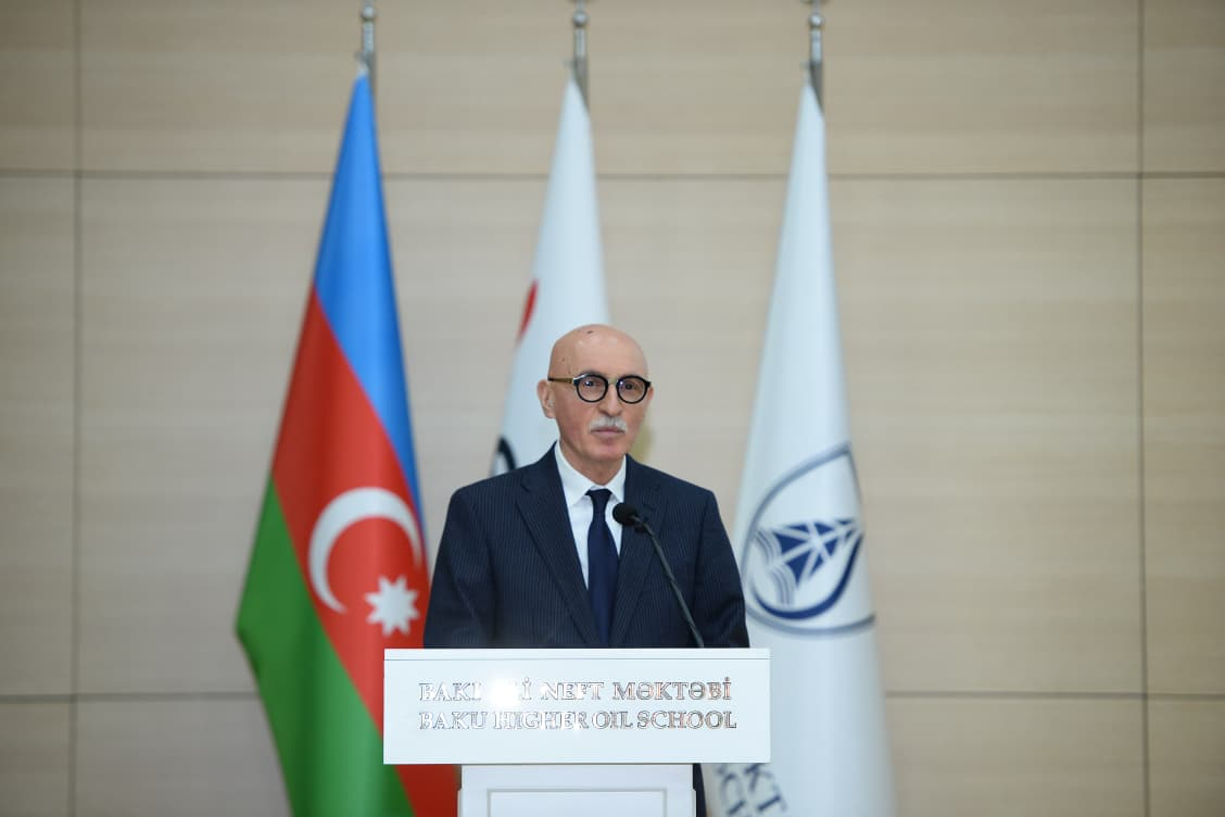 Firudin Qurbanov: Əsas trend odur ki, məzun işaxtaran yox, iş yaradan olsun