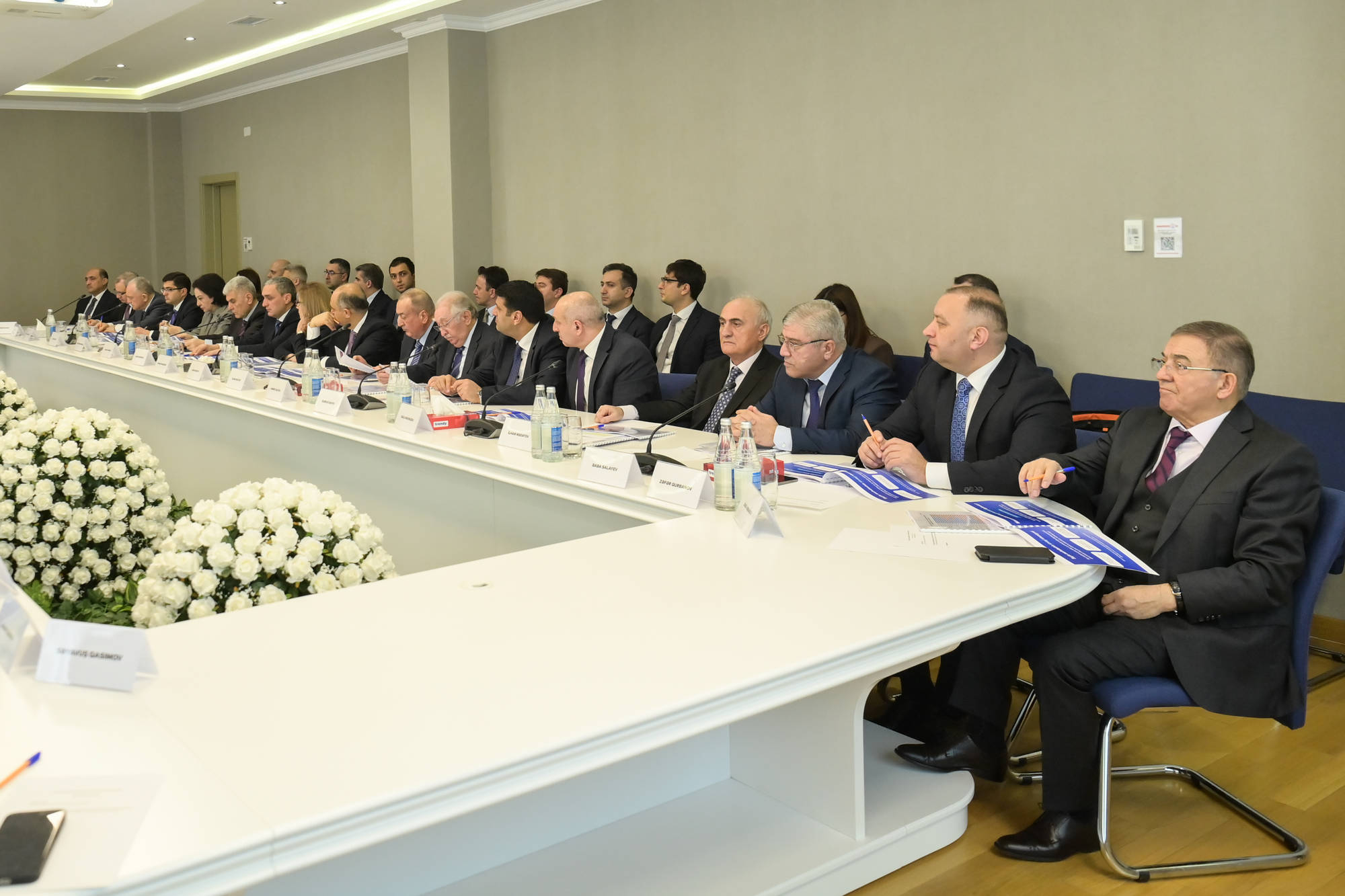 Ali təhsil müəssisələrinin rəhbərləri ilə görüş keçirilib