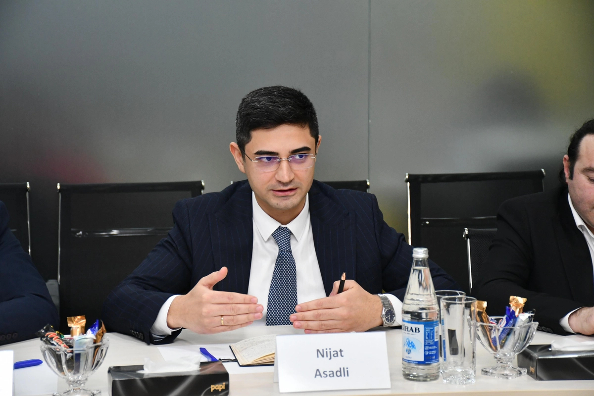 EATDA-da "ZEISS" şirkətinin təmsilçisi ilə görüş keçirilib