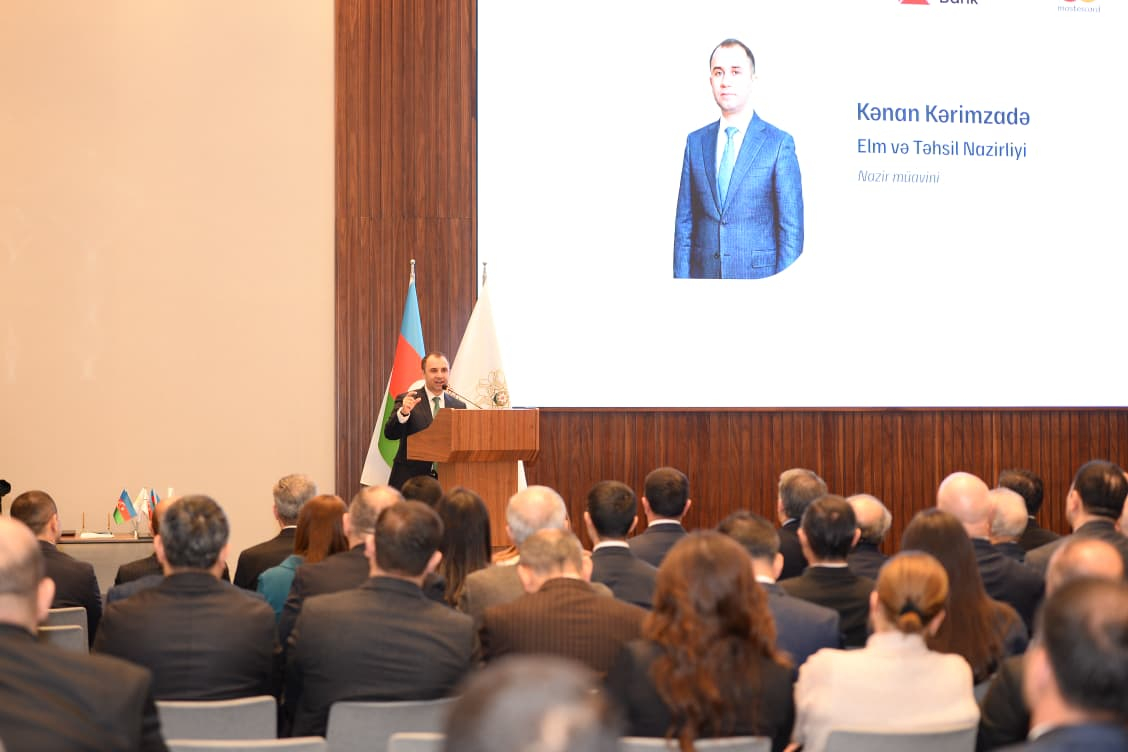 “TəhsilPlus” kartının təhsil işçilərinə təqdim olunmasına başlanılıb