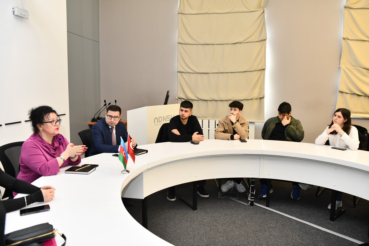 ADNSU-da təhsil alan türk tələbələrlə görüş keçirilib