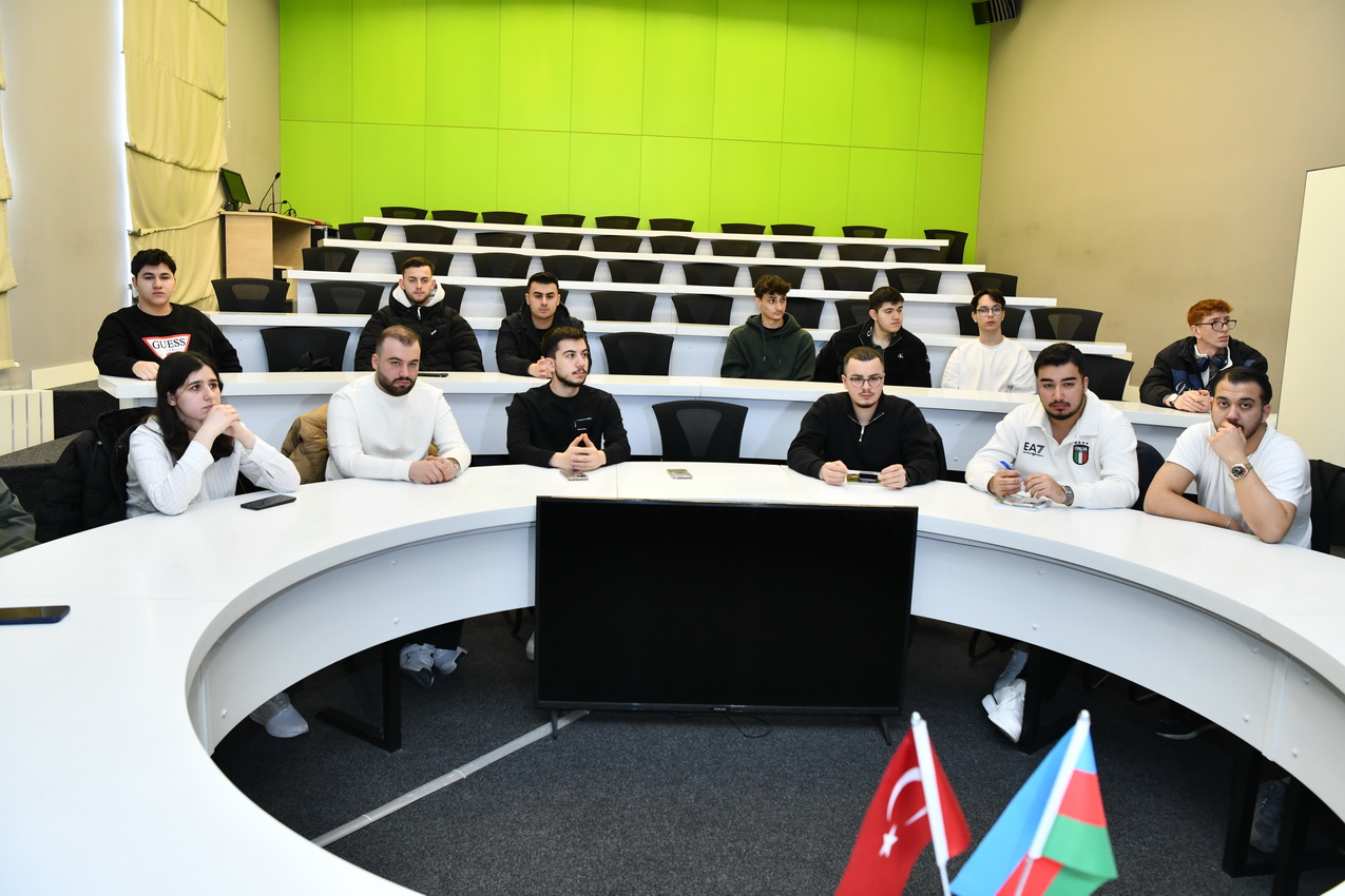 ADNSU-da təhsil alan türk tələbələrlə görüş keçirilib