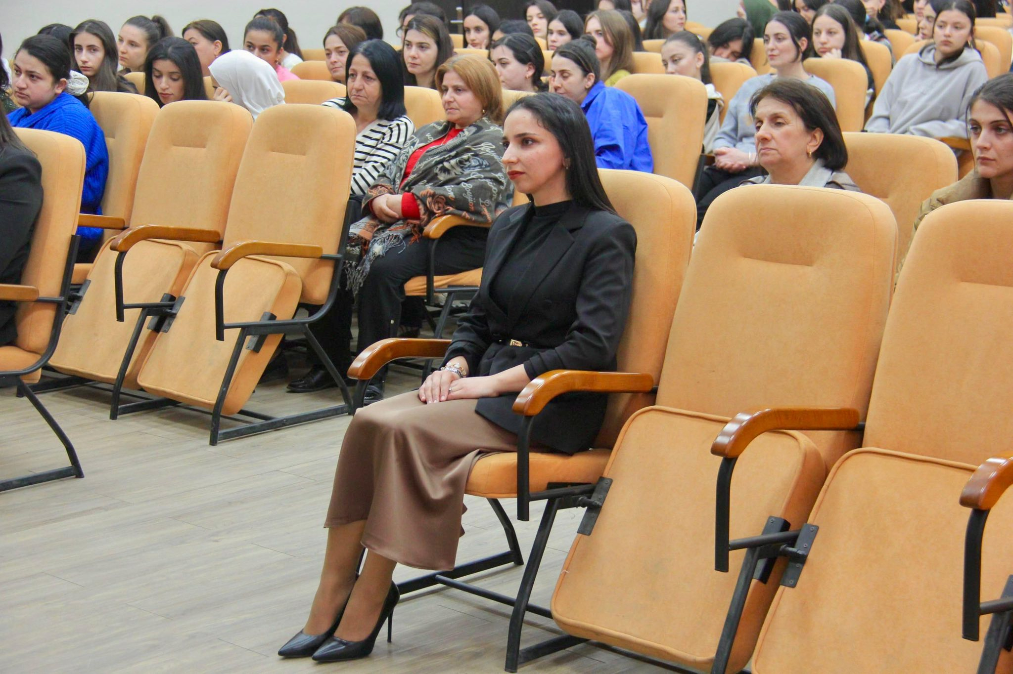 Qəbələdə qadın liderliyi və inkişaf imkanları müzakirə olunub