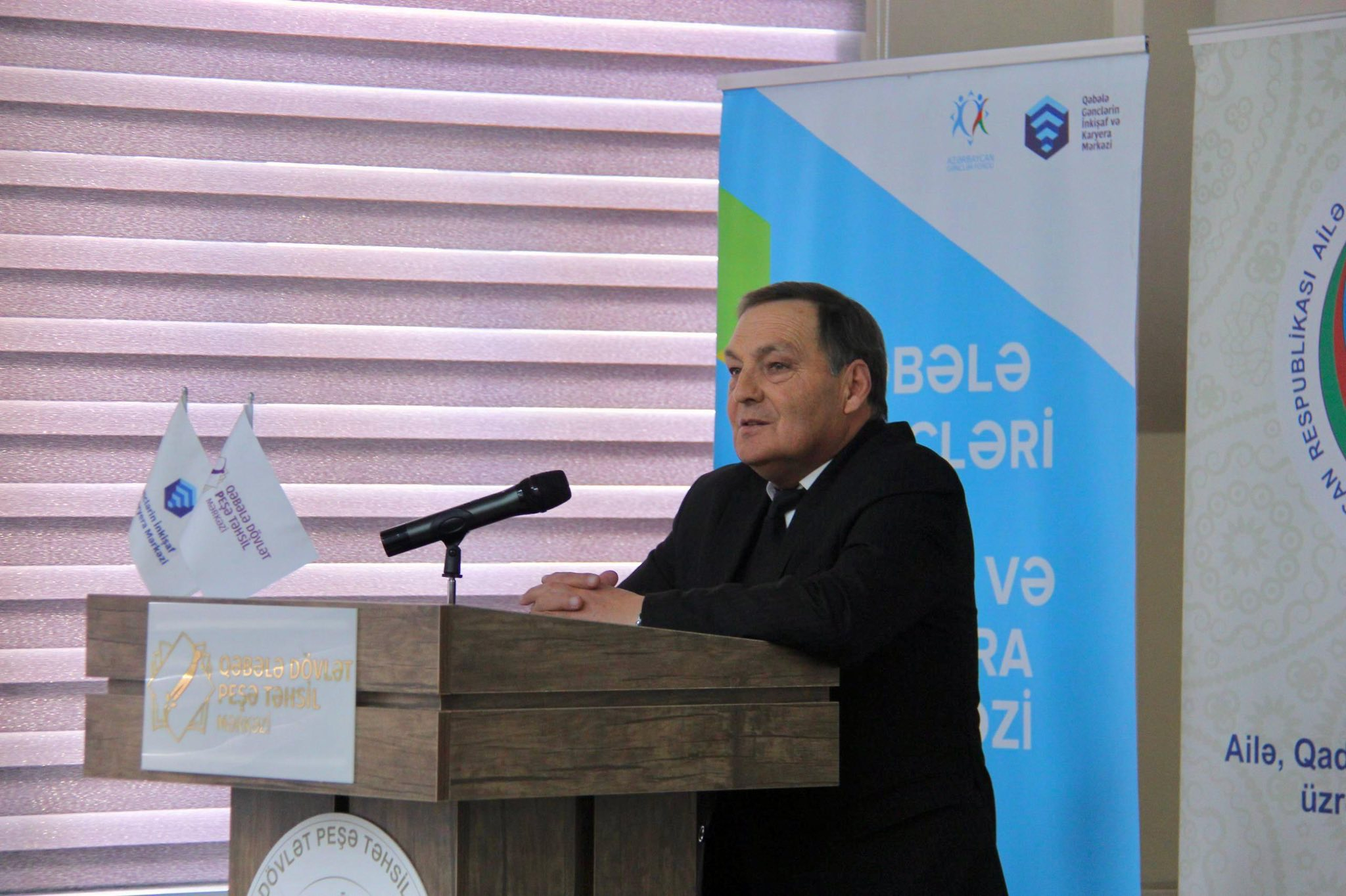 Qəbələdə qadın liderliyi və inkişaf imkanları müzakirə olunub