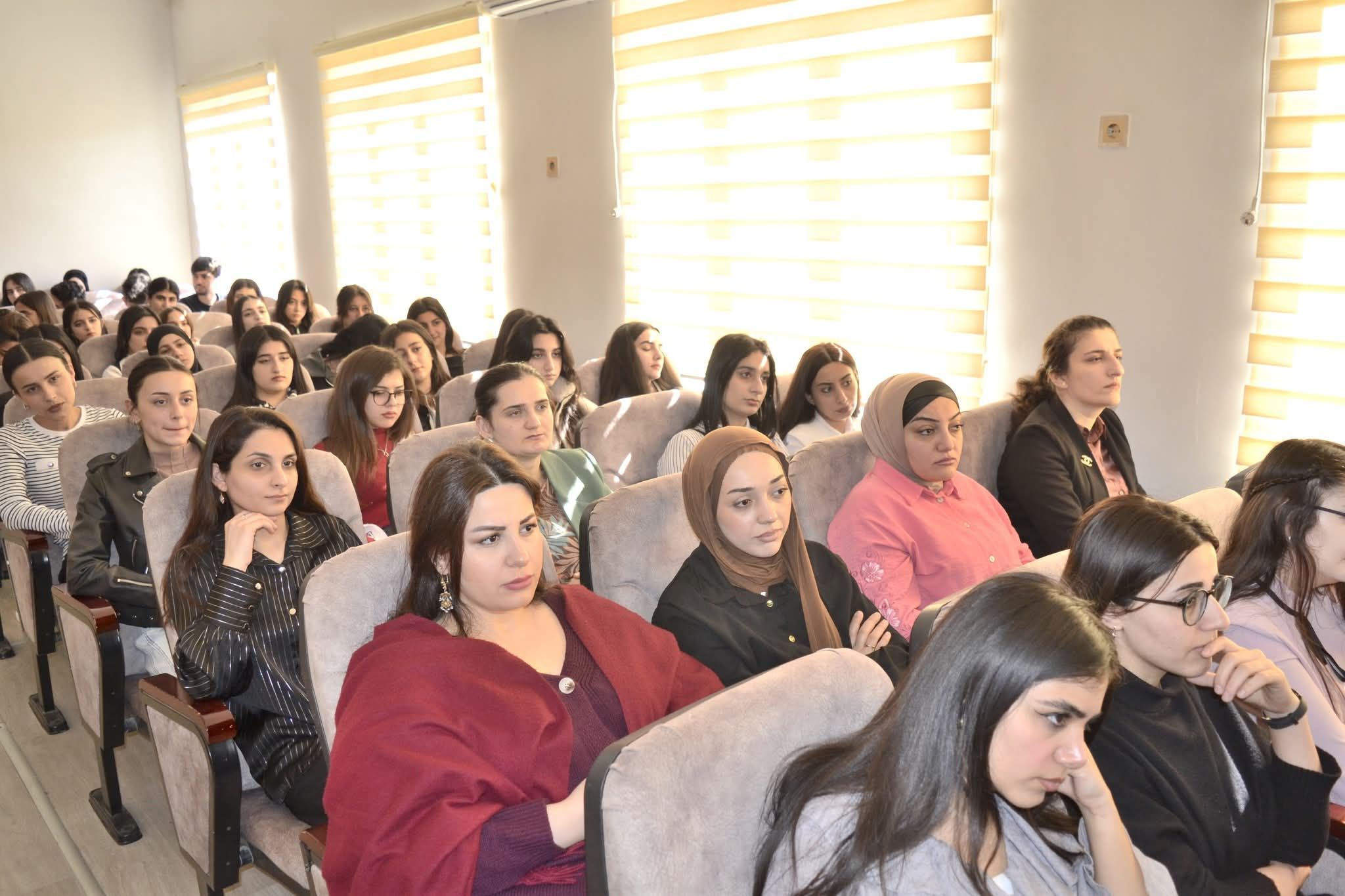 Kollecdə “Gələcəyin kodu” adlı təlim keçirilib